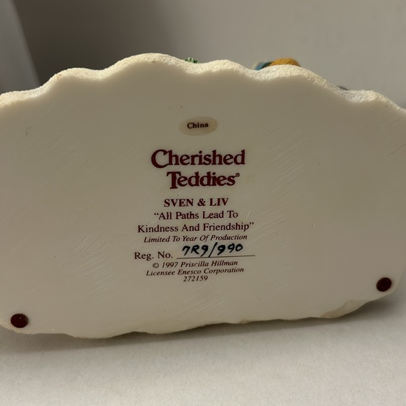 Cherished Teddies Sven & Liv All Paths Lead to Kindness and Friendship CT1 - Picture 3 of 3